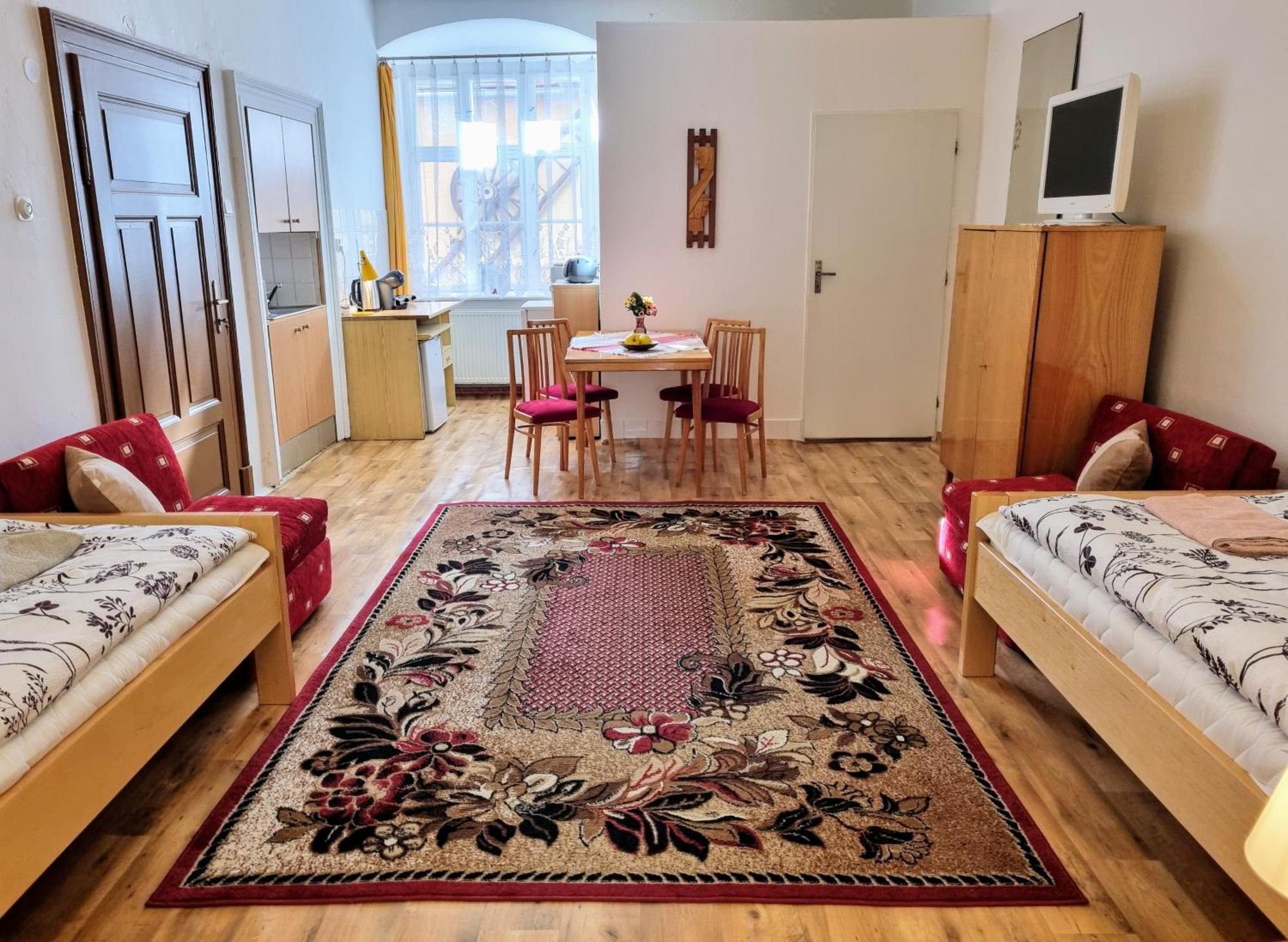 Apartment In A Historical House In The Center Of Levoca Exterior photo